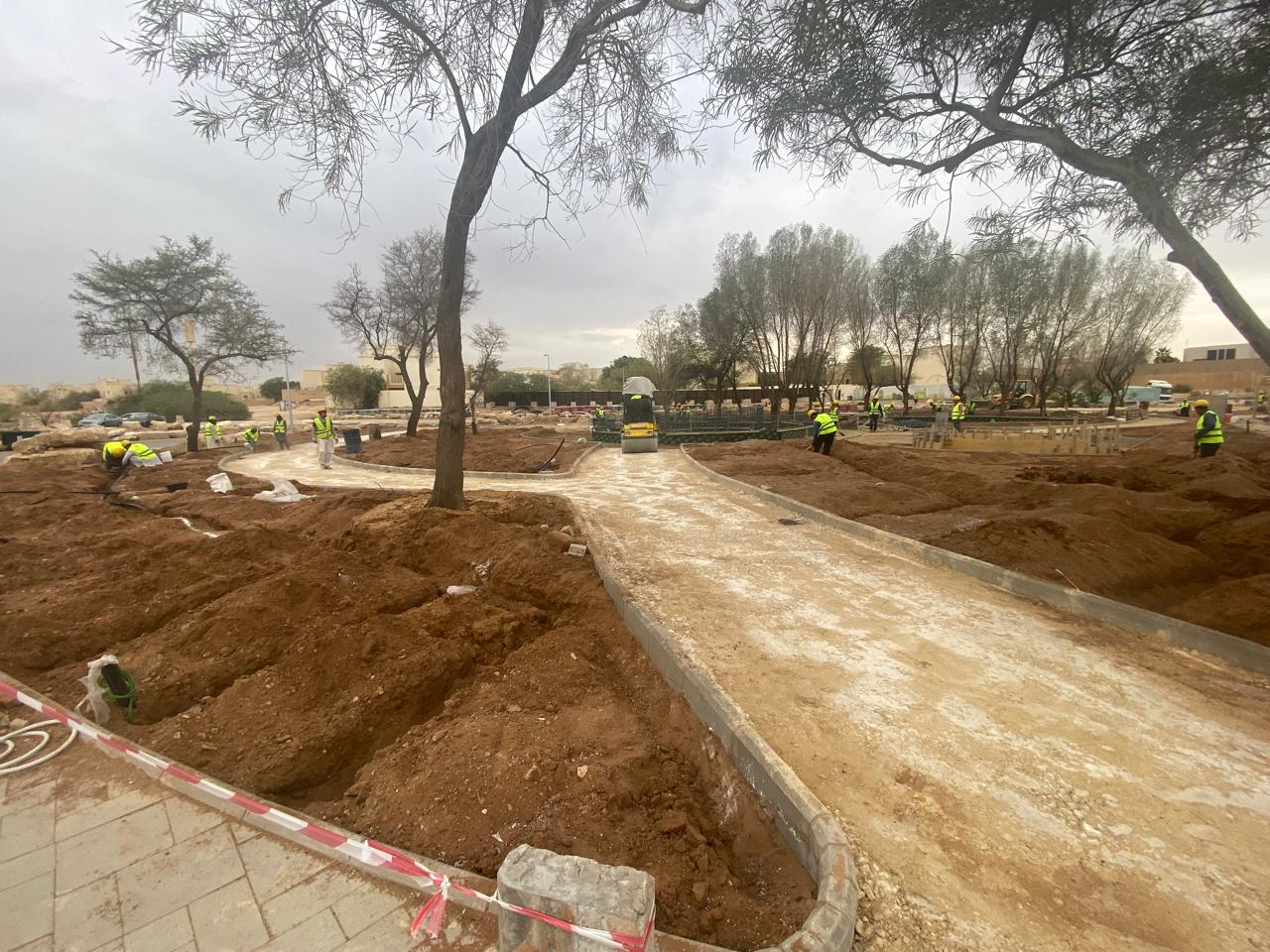 تأهيل وتطوير النهايات المغلقة في حي السفارات - المرحلة الأولى